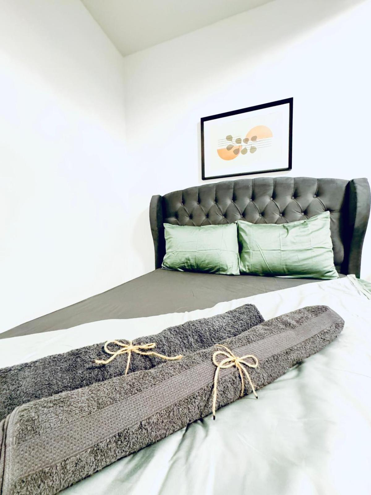 Bright Stay, 7br Shared Only 13min To Belvedere Palace Apartament
