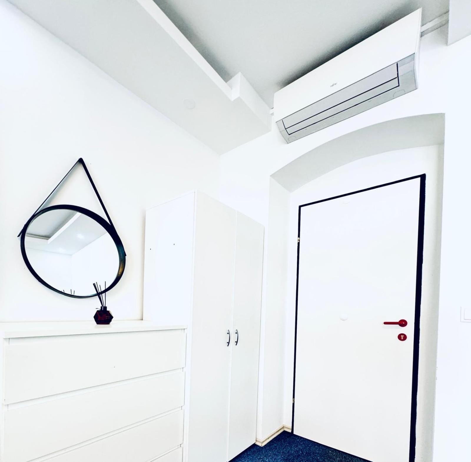Bright Stay, 7br Shared Only 13min To Belvedere Palace Apartament Viena