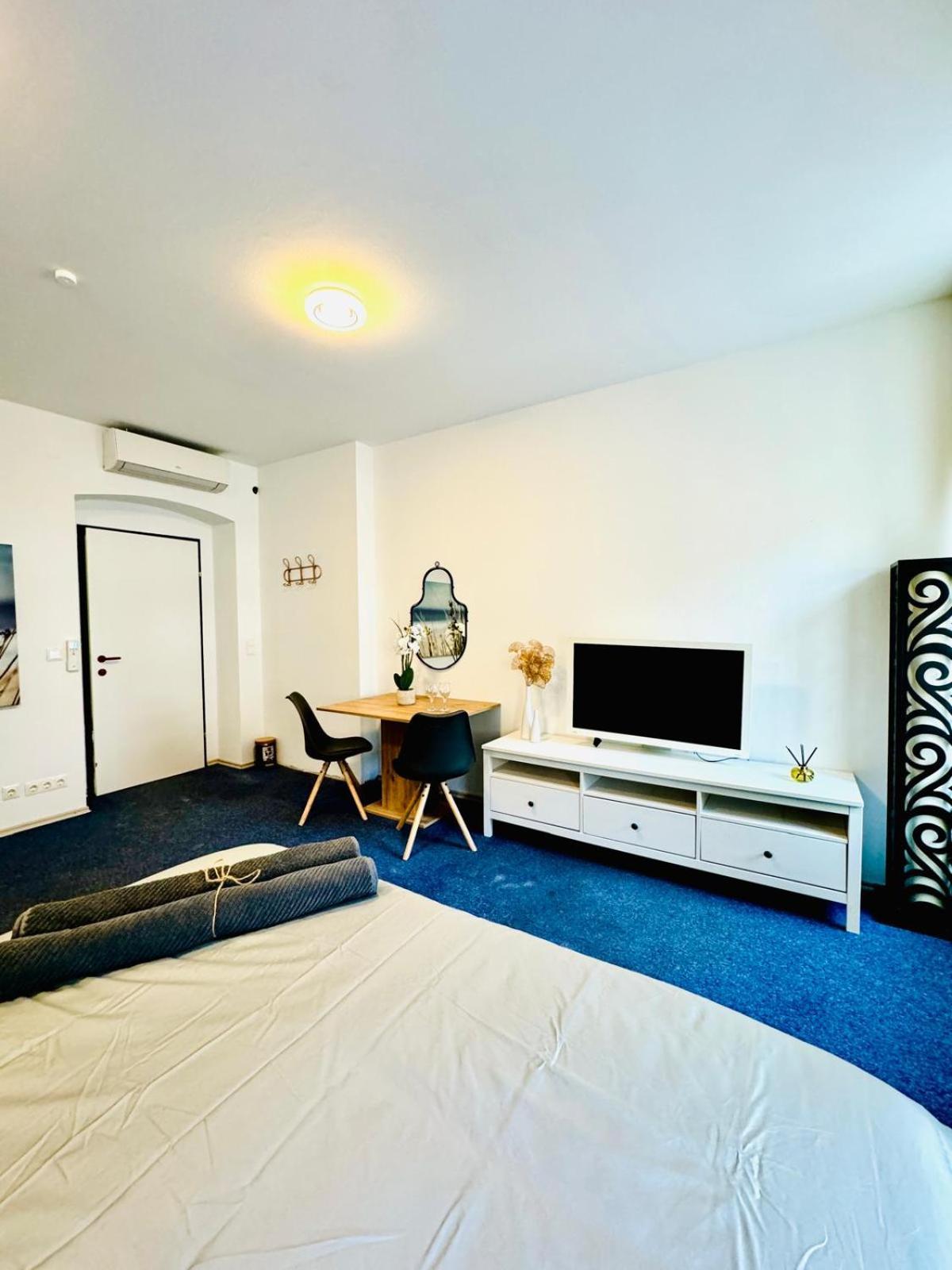 Bright Stay, 7br Shared Only 13min To Belvedere Palace Appartement *